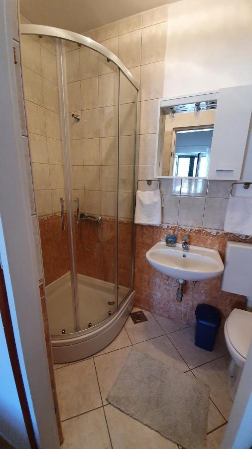 חוואר Apartman Filis מראה חיצוני תמונה