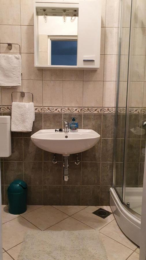 חוואר Apartman Filis מראה חיצוני תמונה