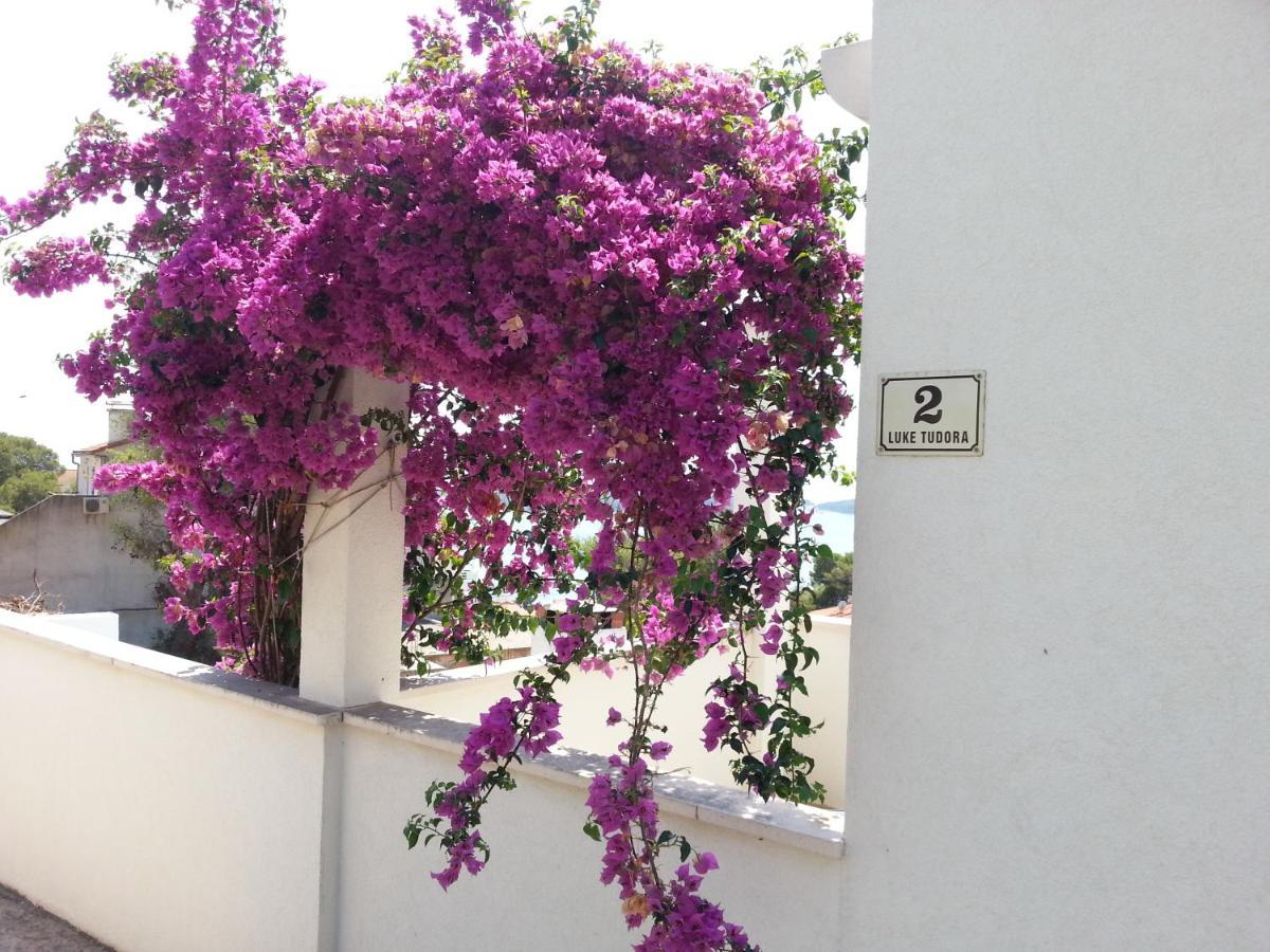 חוואר Apartman Filis מראה חיצוני תמונה